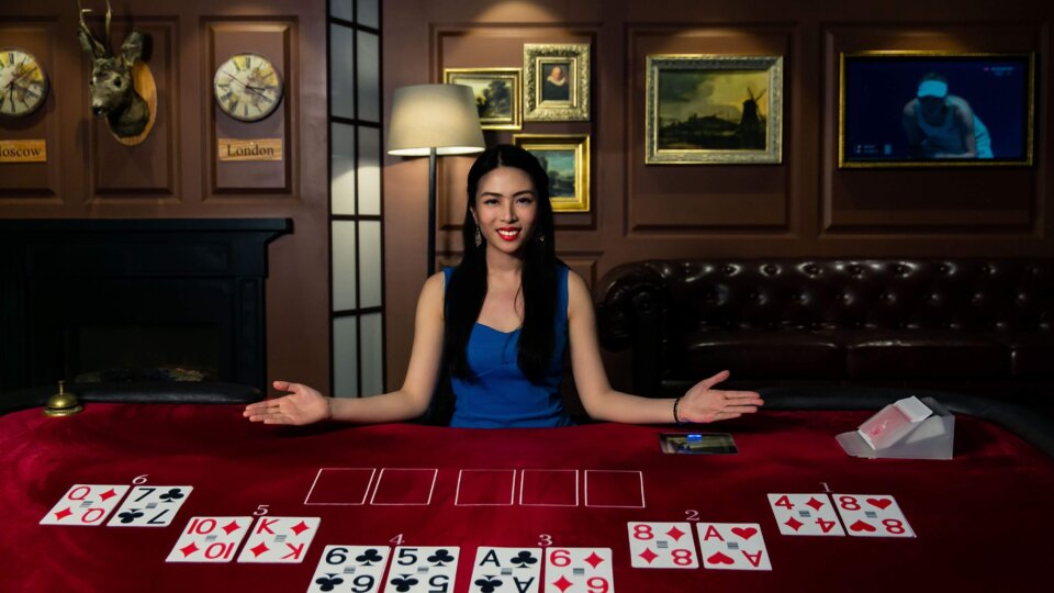 Bet on poker gameplay